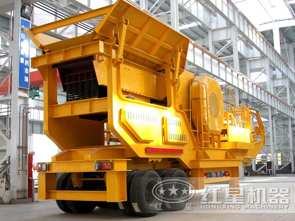 輪胎式移動煤炭破碎機設備實拍 輪胎式移動煤炭破碎機設備實拍