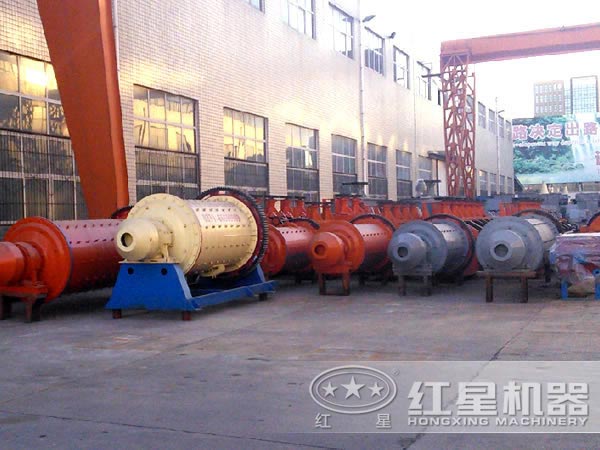 不同型號(hào)的棒磨式制砂機(jī)