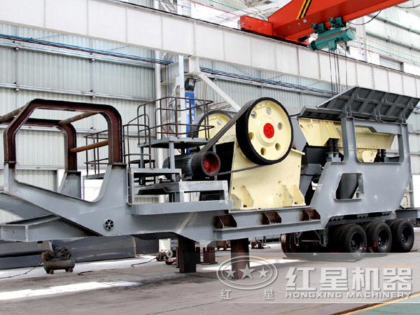 經典顎式輪胎式移動破石機 經典顎式輪胎式移動破石機