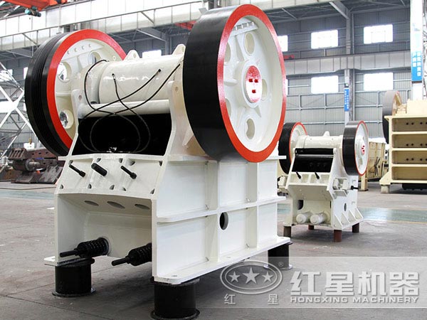 顎式破碎機 顎式破碎機