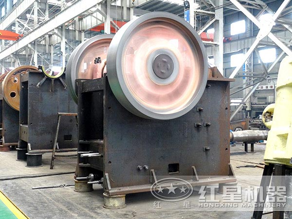 顎式破碎機設備 顎式破碎機設備