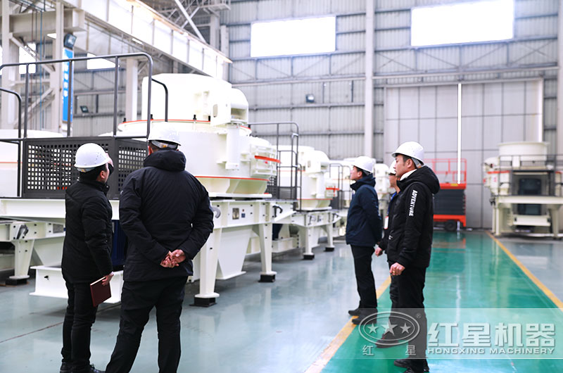 客戶來廠考察制砂設備 客戶來廠考察制砂設備