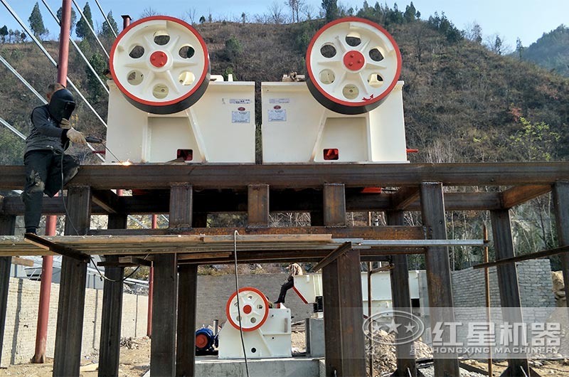 69顎破與細鄂破搭配作業 69顎破與細鄂破搭配作業