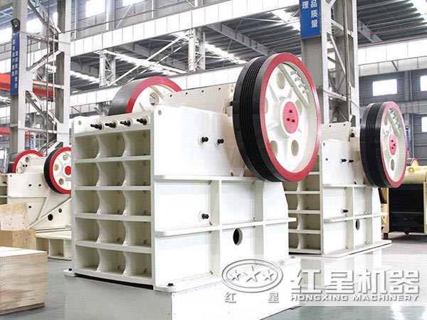 HD顎式破碎機生產車間