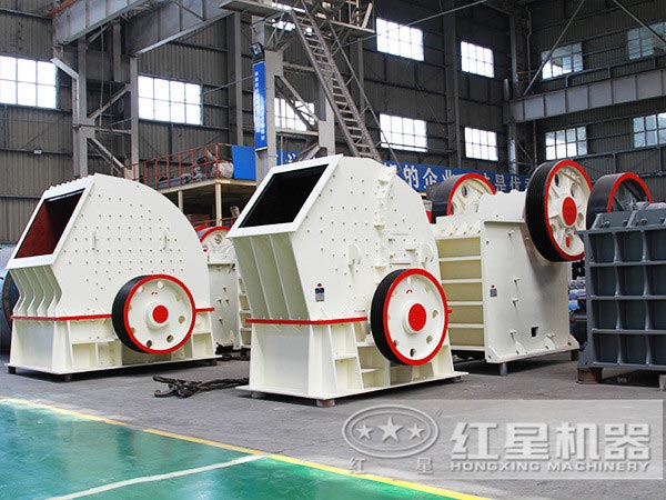 錘式制砂機車間 錘式制砂機車間