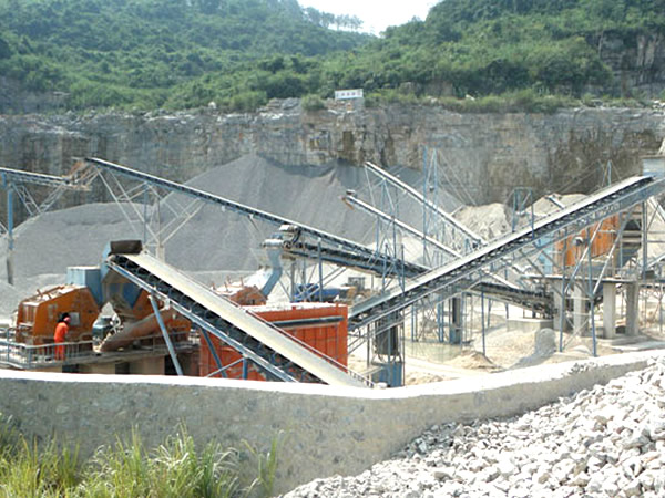 石灰石細碎機生產現場 石灰石細碎機生產現場