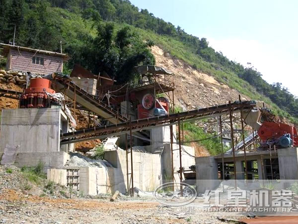 石灰石破碎加工現場 石灰石破碎加工現場