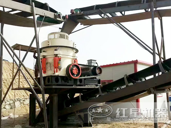 2200花崗巖圓錐破碎機應用現(xiàn)場 2200花崗巖圓錐破碎機應用現(xiàn)場