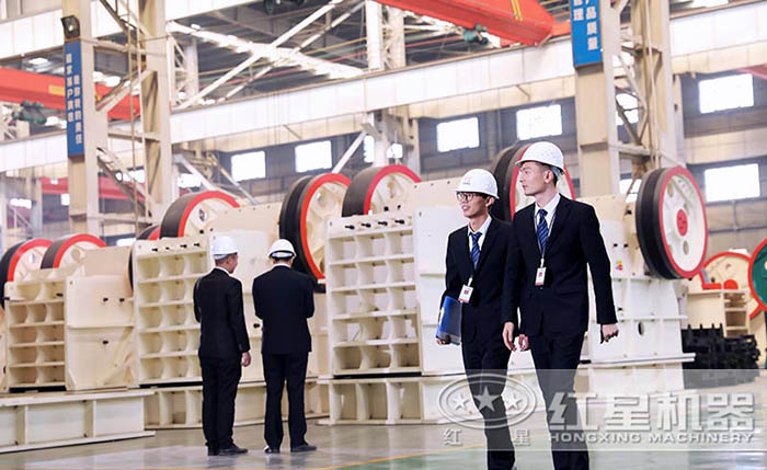 紅星機(jī)器技術(shù)人員設(shè)備檢測 紅星機(jī)器技術(shù)人員設(shè)備檢測