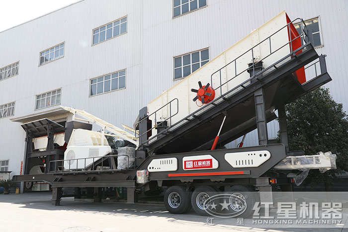 大型車載移動(dòng)式粉石機(jī) 大型車載移動(dòng)式粉石機(jī)