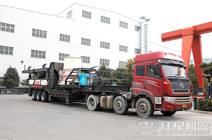 大型車載移動(dòng)式粉石機(jī)車頭牽著就可跑 大型車載移動(dòng)式粉石機(jī)車頭牽著就可跑