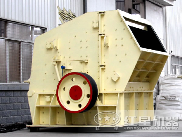 白云石細碎設備-反擊式破碎機 白云石細碎設備-反擊式破碎機