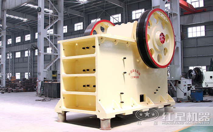 500ⅹ1500大型細顎破碎機生產車間
