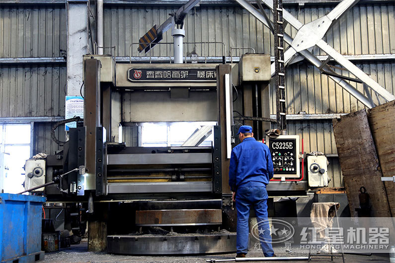 紅星機器專業(yè)化制砂機生產(chǎn)車間 紅星機器專業(yè)化制砂機生產(chǎn)車間