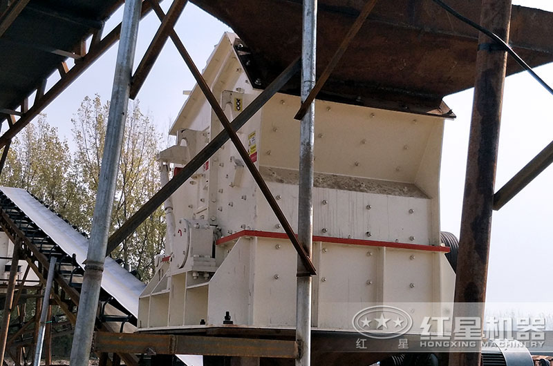 搭配固定式破碎機-反擊式破碎機 搭配固定式破碎機-反擊式破碎機