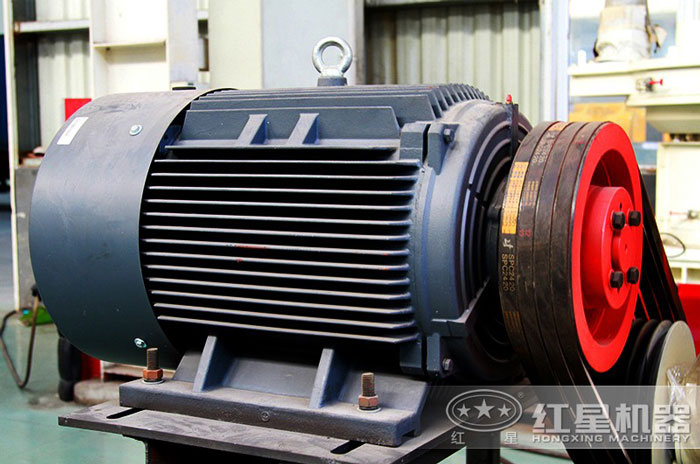 配置有發(fā)電機(jī)組 配置有發(fā)電機(jī)組