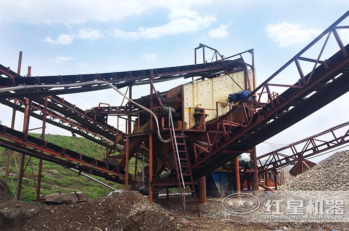 鵝卵石制砂加工現場 鵝卵石制砂加工現場