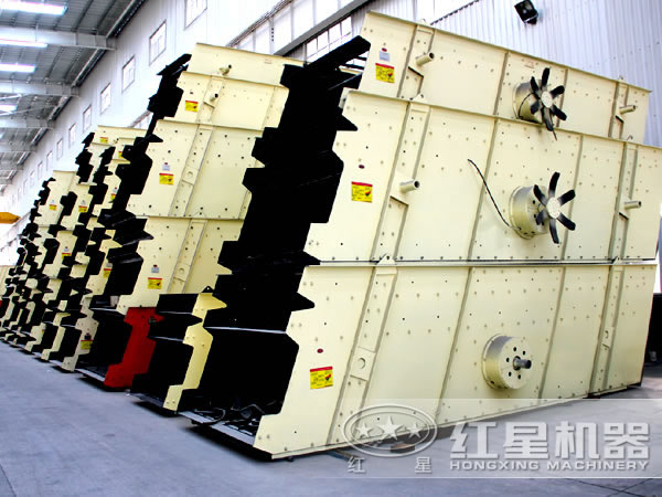 振動篩生產車間 振動篩生產車間