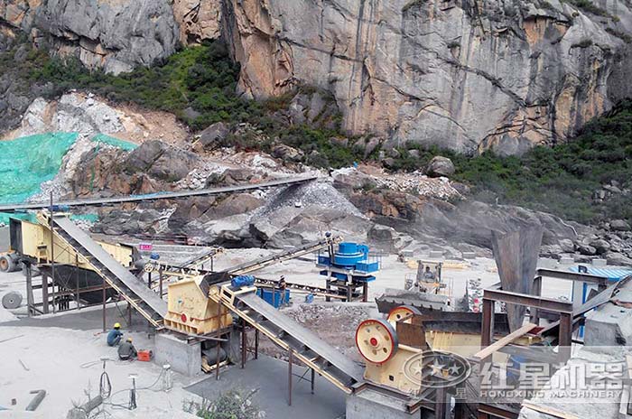 鵝卵石機制砂生產現場 鵝卵石機制砂生產現場