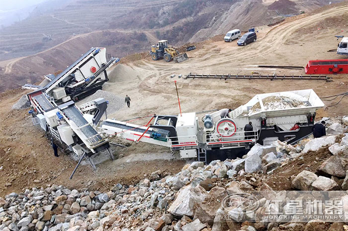 移動式大型石頭破碎機加工現場