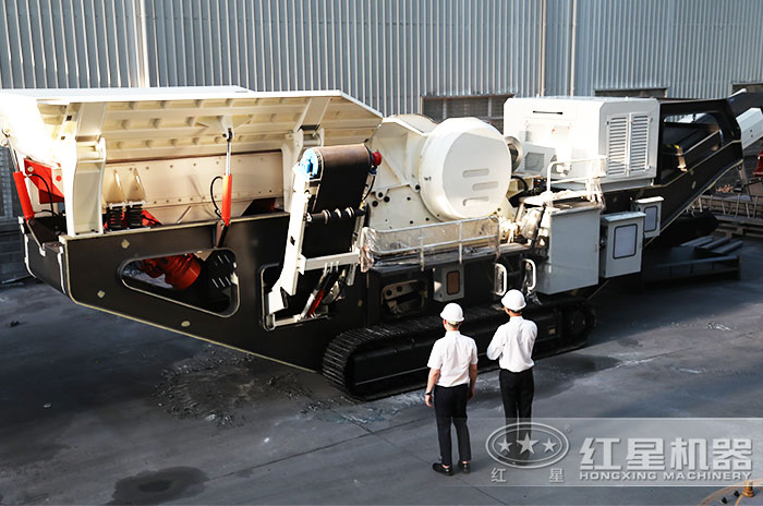 客戶到廠區參觀小型建筑垃圾回收再利用設備