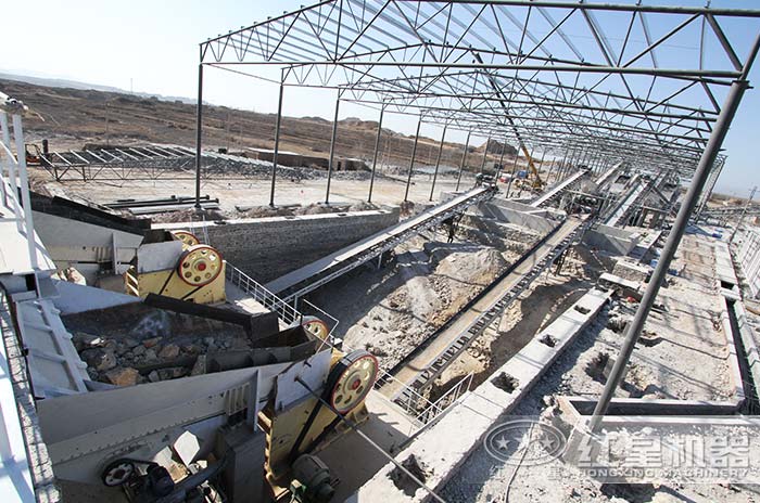 常作為生產先鋒的顎式破碎機現(xiàn)場圖 常作為生產先鋒的顎式破碎機現(xiàn)場圖