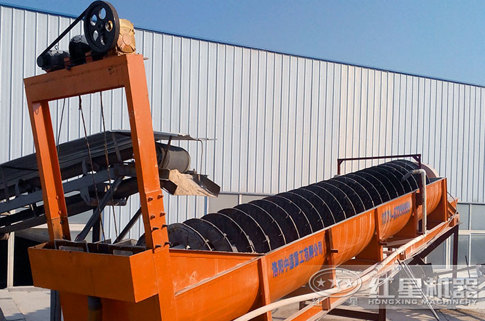 螺旋洗砂機工作現場 螺旋洗砂機工作現場