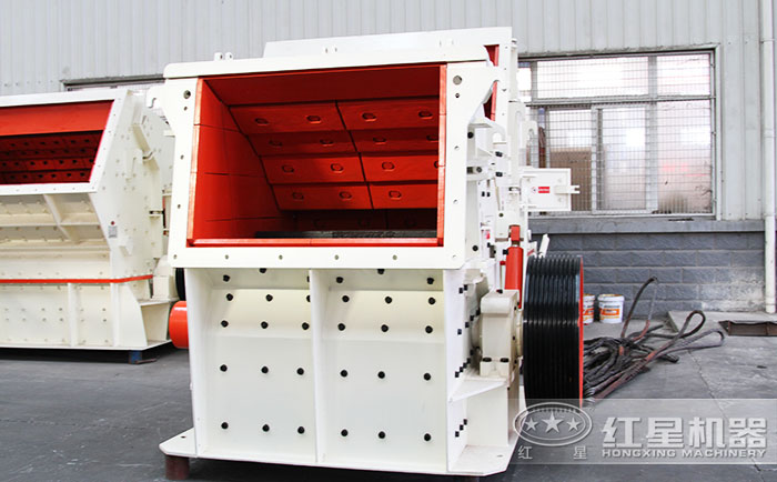 CI反擊式破碎機的第三反擊架出料粒型更好 CI反擊式破碎機的第三反擊架出料粒型更好