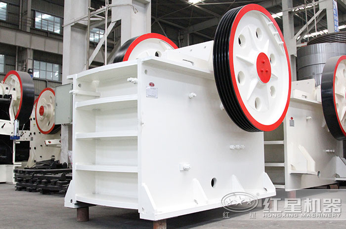 鐵礦石顎式破碎機(jī) 鐵礦石顎式破碎機(jī)