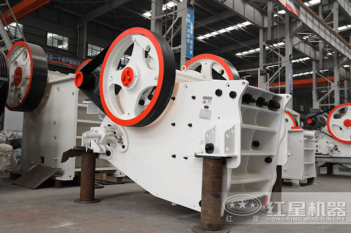 鐵礦石顎式破碎機(jī) 鐵礦石顎式破碎機(jī)