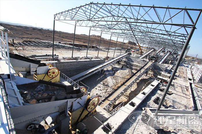 山東用戶液壓巖石破碎機作業現場