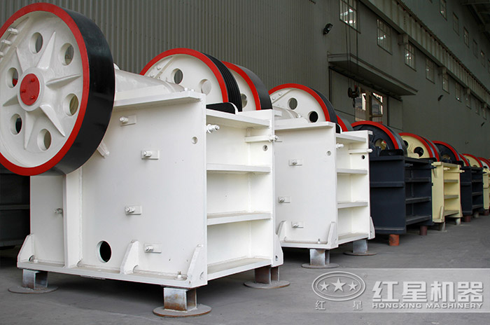 粗顎破碎機設備圖