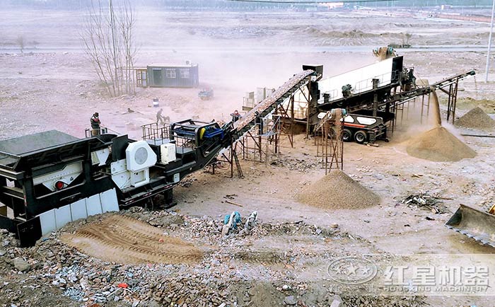 移動石子破碎生產(chǎn)線加工現(xiàn)場展示 移動石子破碎生產(chǎn)線加工現(xiàn)場展示