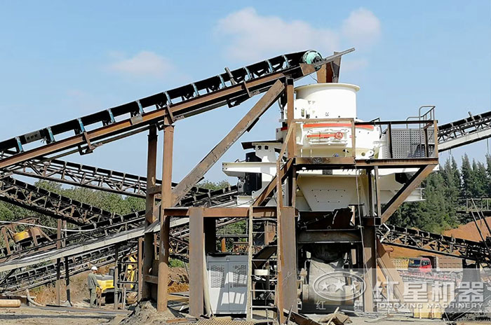 制砂機(jī)作業(yè)現(xiàn)場 制砂機(jī)作業(yè)現(xiàn)場