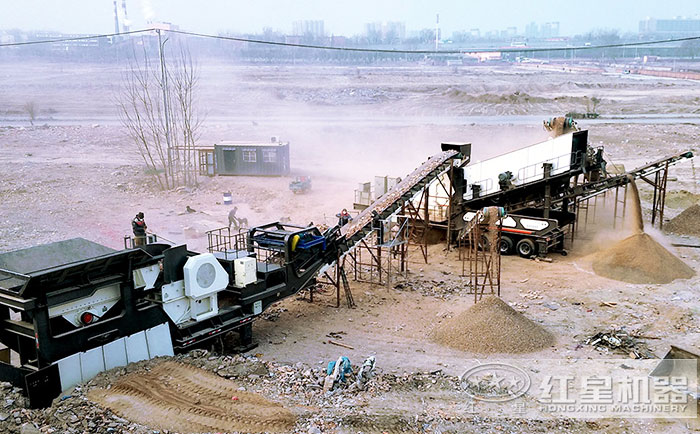 移動破碎設備現場作業 移動破碎設備現場作業