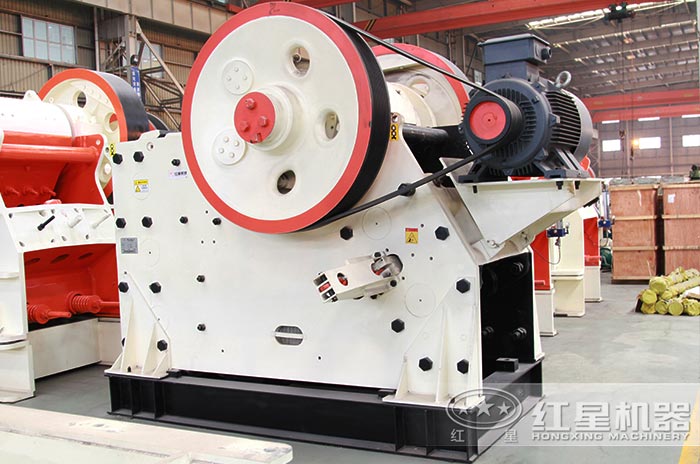 新型CJ歐版顎式破碎機設備