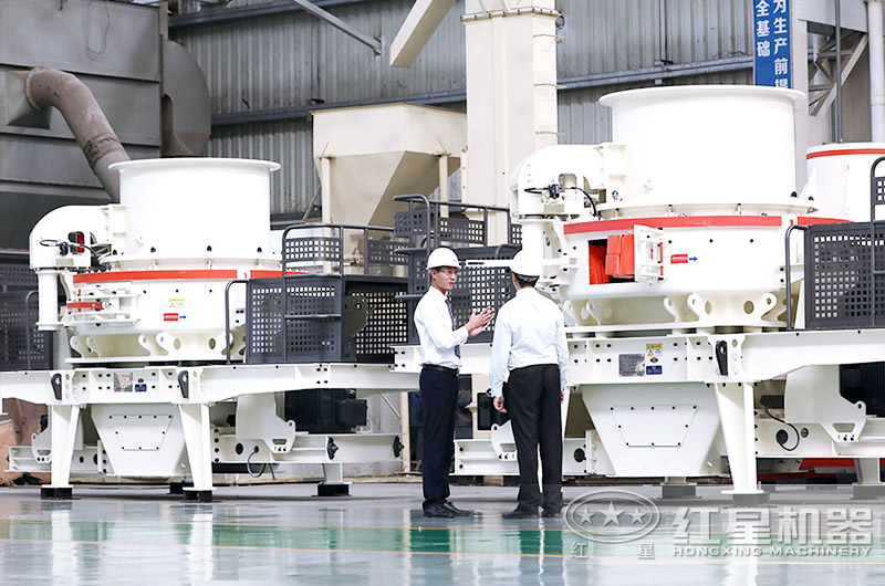 客戶到廠參觀環(huán)保制砂機(jī) 客戶到廠參觀環(huán)保制砂機(jī)