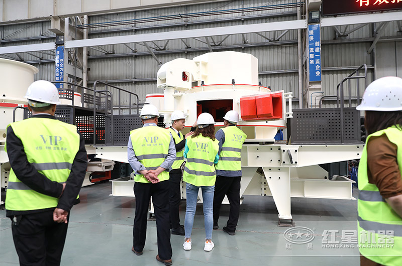 客戶來廠參觀制砂設備