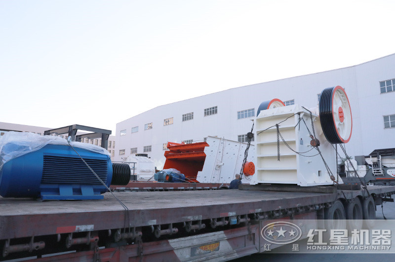 碎石機準(zhǔn)備發(fā)往廣西小型碎石廠 碎石機準(zhǔn)備發(fā)往廣西小型碎石廠