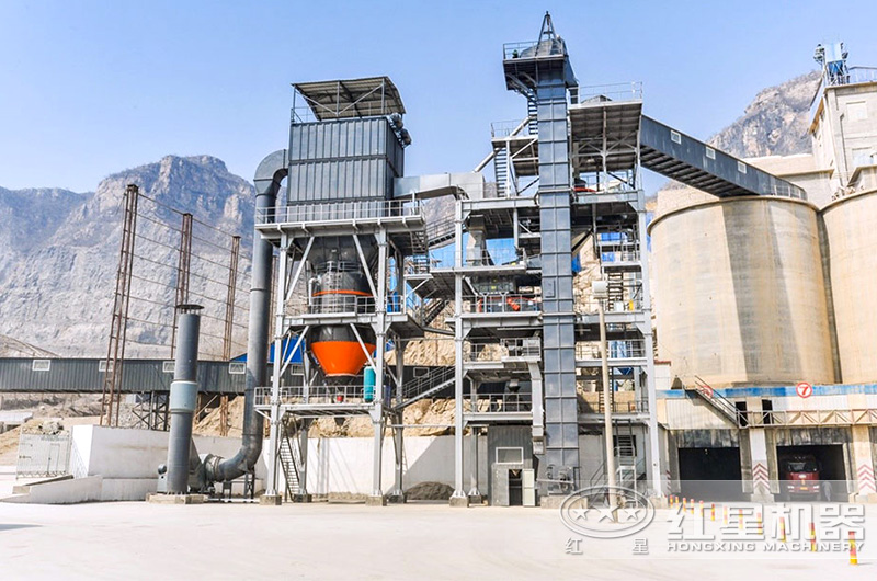 成套的干式制砂樓設備作業現場 成套的干式制砂樓設備作業現場