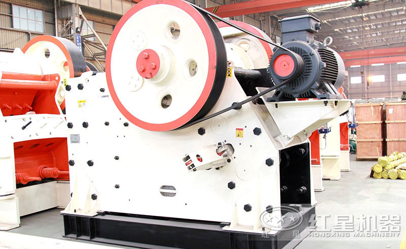 日產8000噸的顎式破碎機 日產8000噸的顎式破碎機