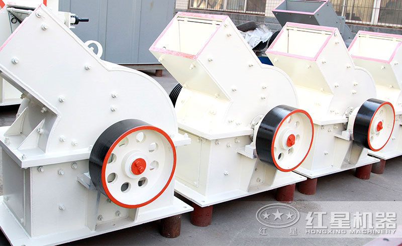 小型錘式粉碎機(jī)械 小型錘式粉碎機(jī)械